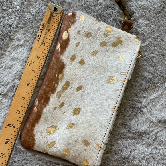 Cowhide Wristlet brown hair on hide with stunning gold acid wash highlights - Picture 8 of 9